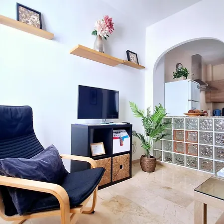 Loft Céntrico En Cercano Al Tajo Y Plaza De Toros Con Wifi Y Parking Opcional Appartamento