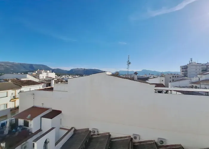 Loft Céntrico En Cercano Al Tajo Y Plaza De Toros Con Wifi Y Parking Opcional Appartamento