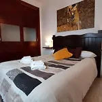 Апартаменти Loft Centrico En Cercano Al Tajo Y Plaza De Toros Con Wifi Y Parking Opcional *