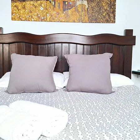 Loft Centrico En Cercano Al Tajo Y Plaza De Toros Con Wifi Y Parking Opcional *